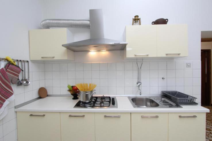 Apartman Sator Apartment โรวีน ภายนอก รูปภาพ